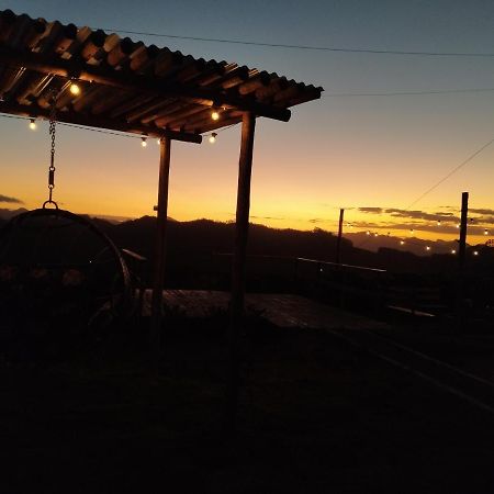 Chales Por Do Sol Caparao Velho Exterior photo